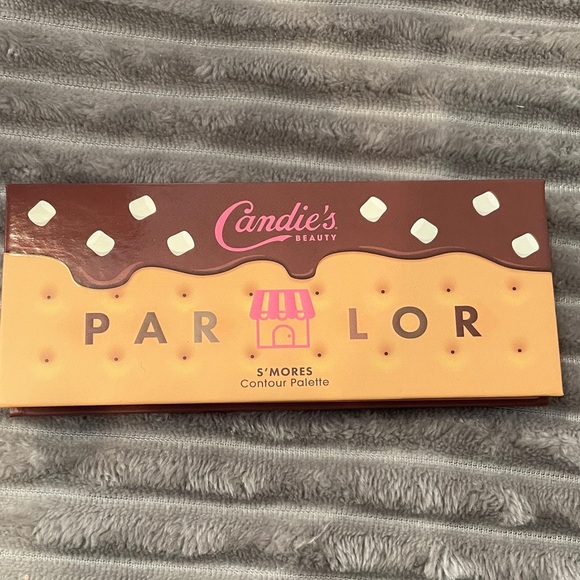 Candie's Other - Candie's Beauty Contour Palette in Brown and Tan
